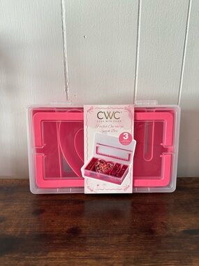 CWC Pink Snack Box - Cook With Color 3-Compartment Food Storage